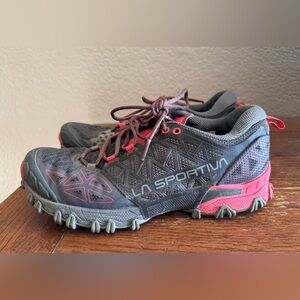 La Sportiva Bushido ll W Sz.8 Mountain Trail Running Hiking Shoes Grey/Pink